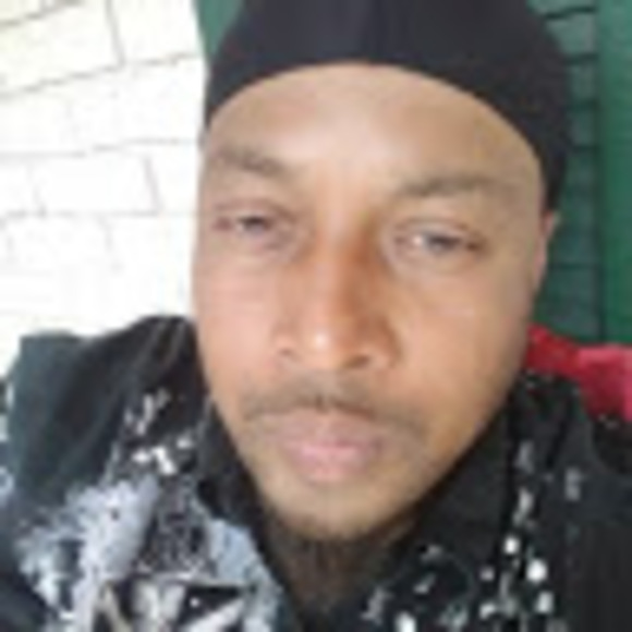 Profile Picture of Adrian Coleman (@adriancolema263) on Poshmark