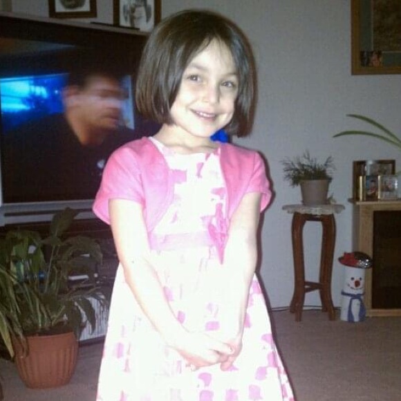 Profile Picture of Alissa Serrano (@alissaxserrano) on Poshmark