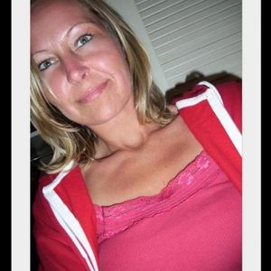 Profile Picture of Roberta Smith (@shelbysmom01) on Myspace