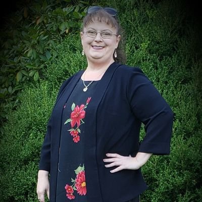 Profile Picture of Amanda Godbey (@MrsGodbey) on Twitter