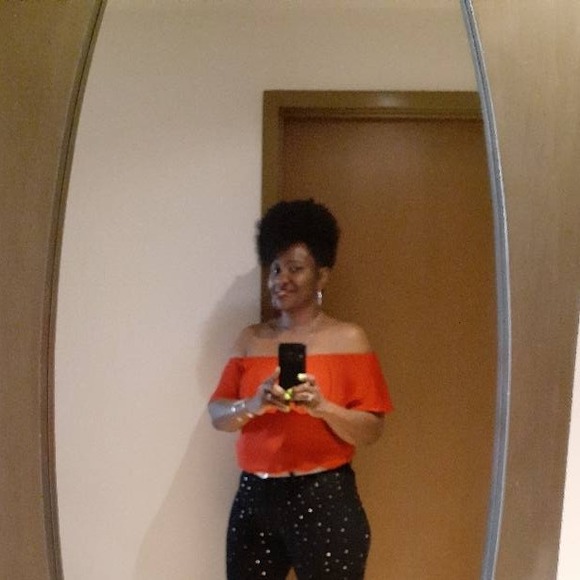 Profile Picture of Sherrie Jack (@reallyresale) on Poshmark