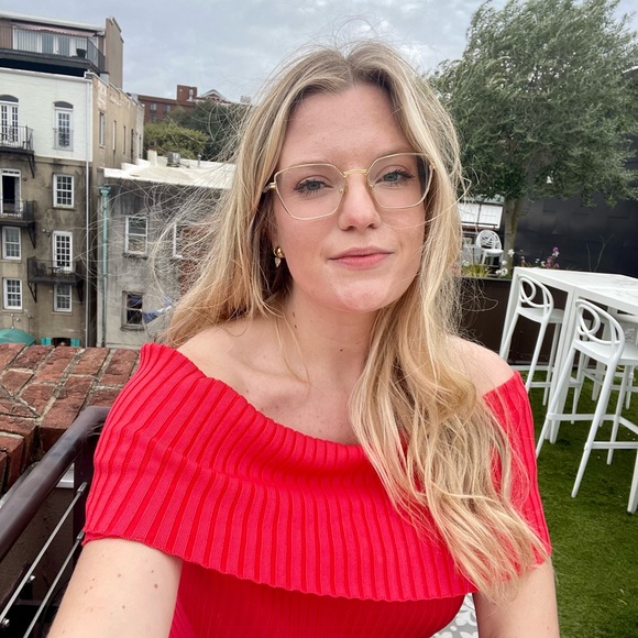 Profile Picture of Amber Boegemann (@amberloucrisha) on Poshmark