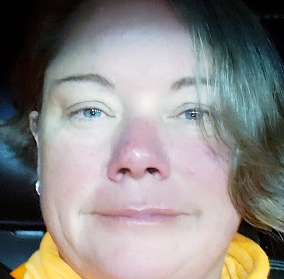 Profile Picture of April Reedy (@reedyapril) on Poshmark