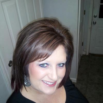 Profile Picture of DeAnne Singleton (@SingletonDeAnne) on Twitter