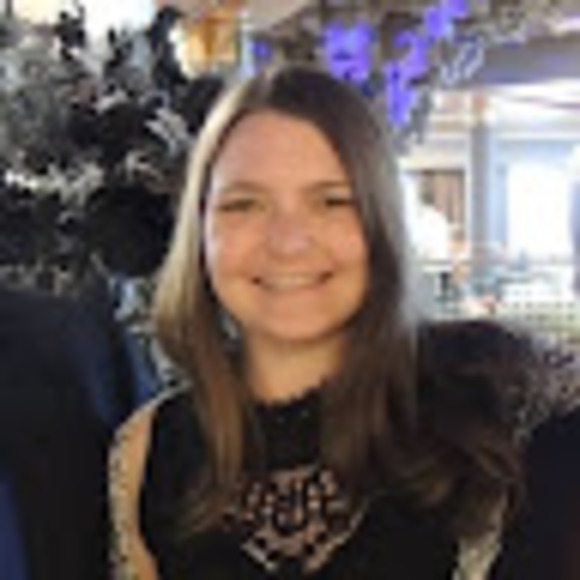 Profile Picture of Jodi Mcclain (@jodi_mcclain) on Poshmark