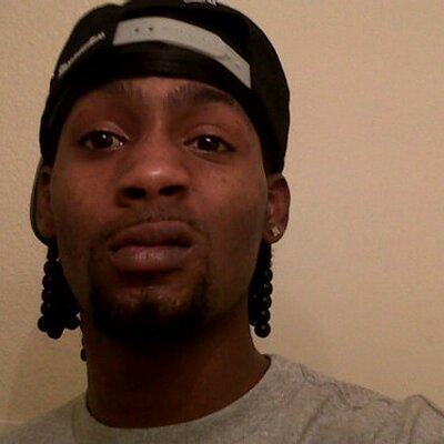 Profile Picture of Ken Comeaux (@kenthehogg) on Twitter