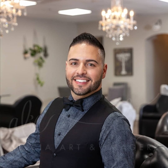 Profile Picture of Arthur Nirgianakis (@fafaki83) on Poshmark