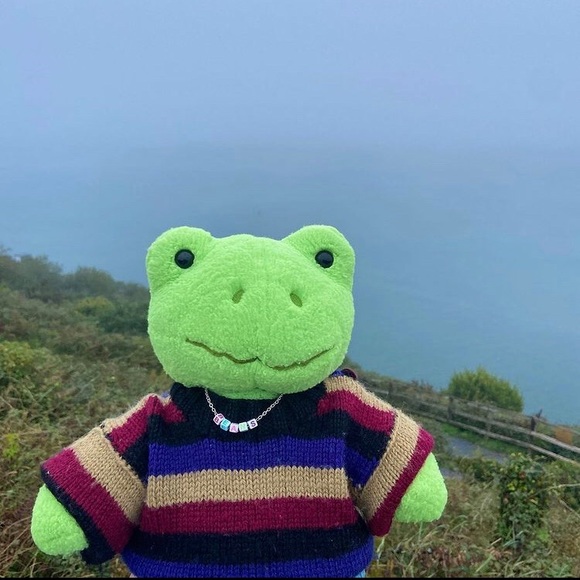 Profile Picture of Kylie Hershey (@kyliehershey) on Poshmark