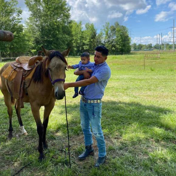 Profile Picture of Layo pacheco r Pacheco (@layo1414azul) on Poshmark