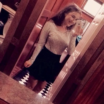 Profile Picture of Caitlin Devine (@CaDevine5) on Twitter