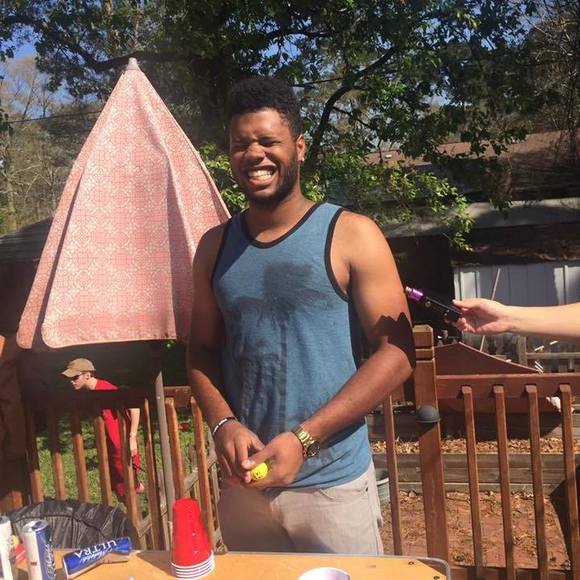 Profile Picture of Curllen Bookhardt (@curllen) on Poshmark