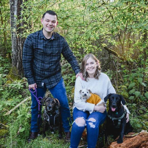 Profile Picture of Austin Phillips (@logophil) on Poshmark