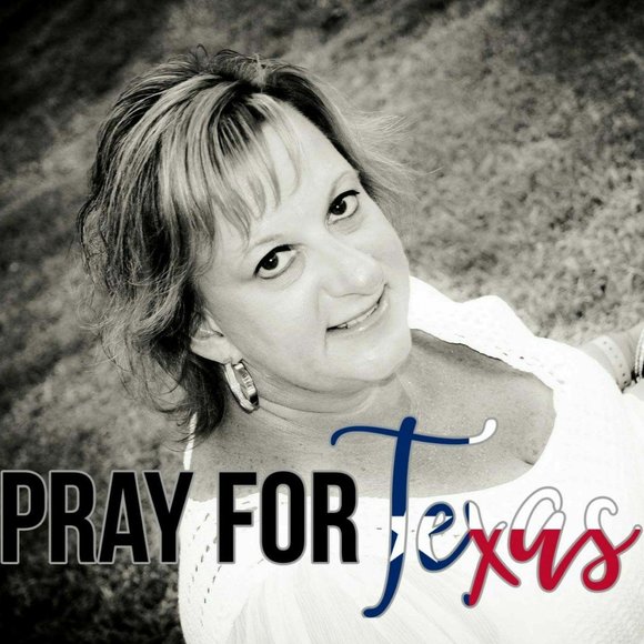 Profile Picture of Lisa Viscomi hepworth (@lmccpm) on Poshmark