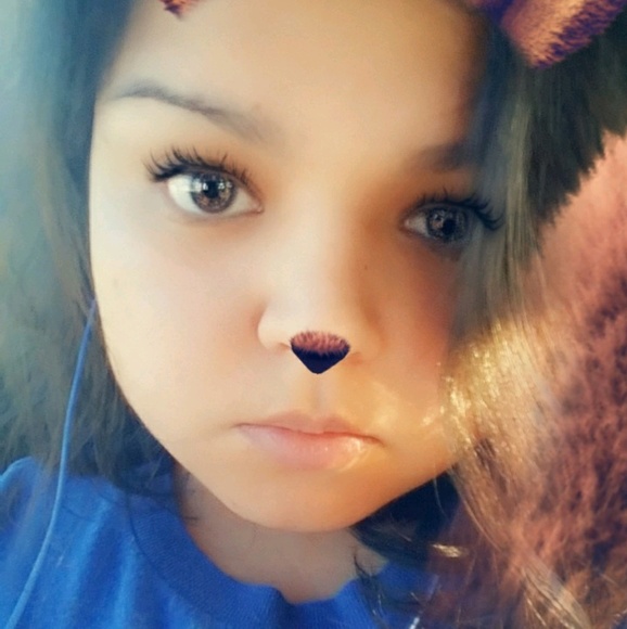 Gissell Garcia - Poshmark Profile Picture of Gissell Garcia (@cutegissell22) on Poshmark