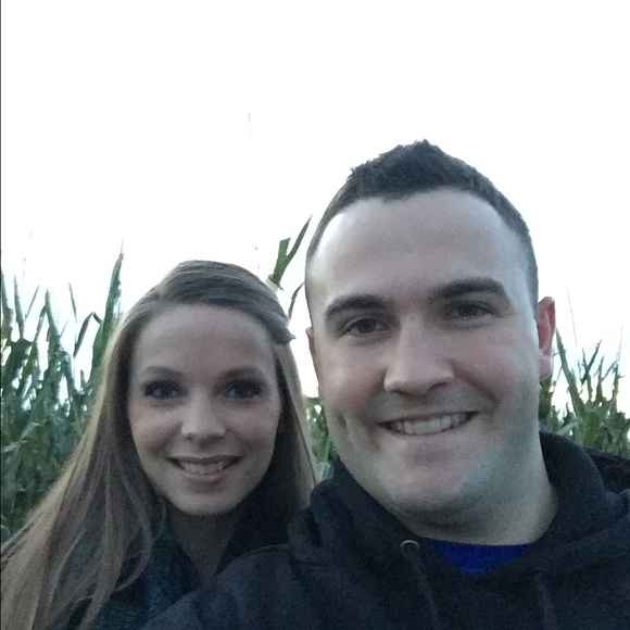 Profile Picture of Shannon Ehardt (@ehardt2015) on Poshmark