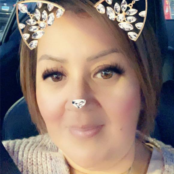 Profile Picture of Rita Clemente (@rclemente69) on Poshmark