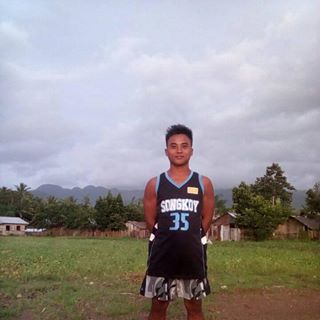 Profile Picture of James Olayvar (@james.olayvar.05) on Facebook