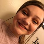 Profile Picture of 🌼Lilli Hendrix🌼 (@lilliannhendrix) on Instagram