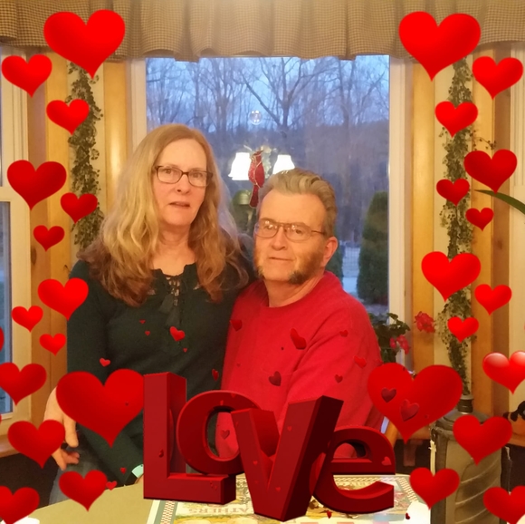 Profile Picture of Roberta Abbott (@bertsescape) on Poshmark
