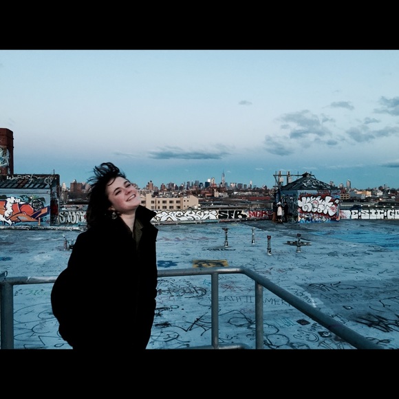 Isabel Cary - Poshmark Profile Picture of Isabel Cary (@isabelcary) on Poshmark