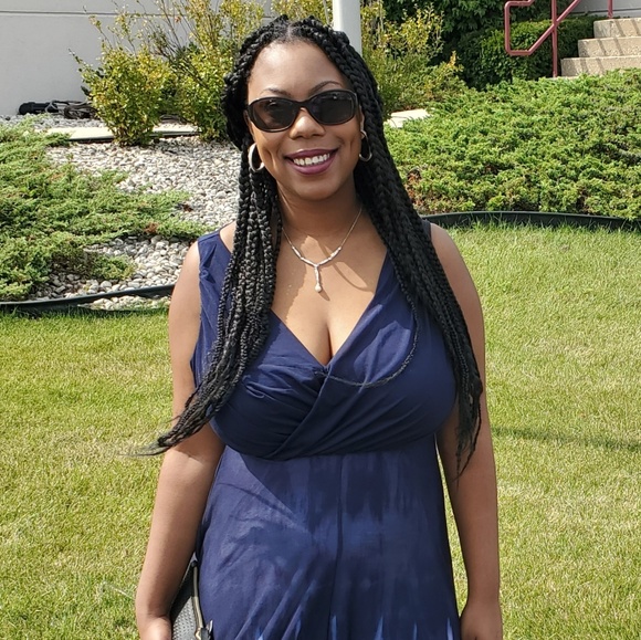 Profile Picture of Chelsea Rice (@mrsrice20) on Poshmark