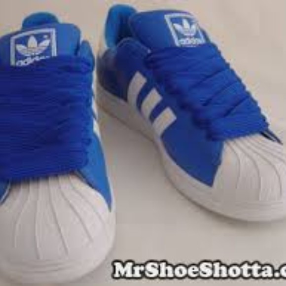 Profile Picture of Joseph Gilbertsen (@po3sw) on Poshmark