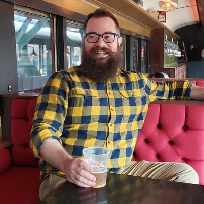 Profile Picture of JACOB! GRAB A BRUSH AND PUT A LITTLE MAKEUP!! (@Dang_it_Jacob) on Twitter