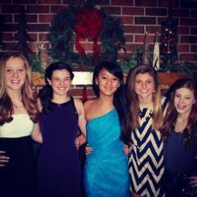 Profile Picture of Nadia Farrell (@NadiaFarrell10) on Twitter