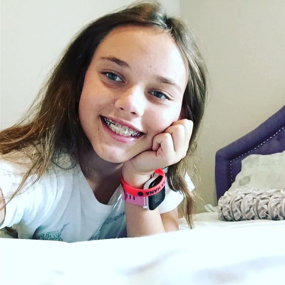 Profile Picture of Chloe Danicki (@chloe_danicki) on Poshmark