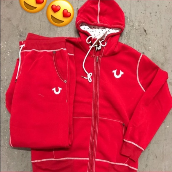 Profile Picture of Chris Banks (@icheeseshoes) on Poshmark