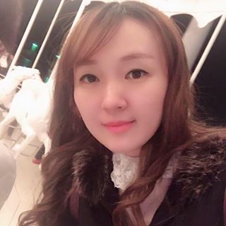 Profile Picture of Layla Zeng (@layla.zeng) on Facebook