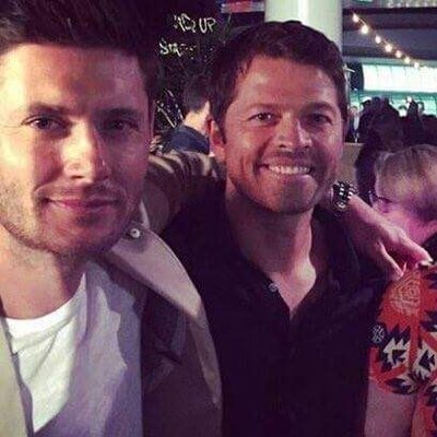 Profile Picture of Destiel Must B CanonT_T (@KateBiebsMahone) on Twitter