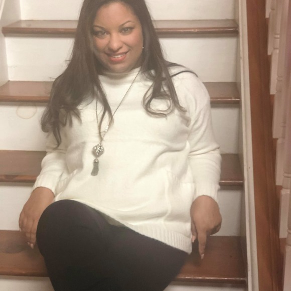 Profile Picture of Sasha Mcdoom (@mixedlady08) on Poshmark