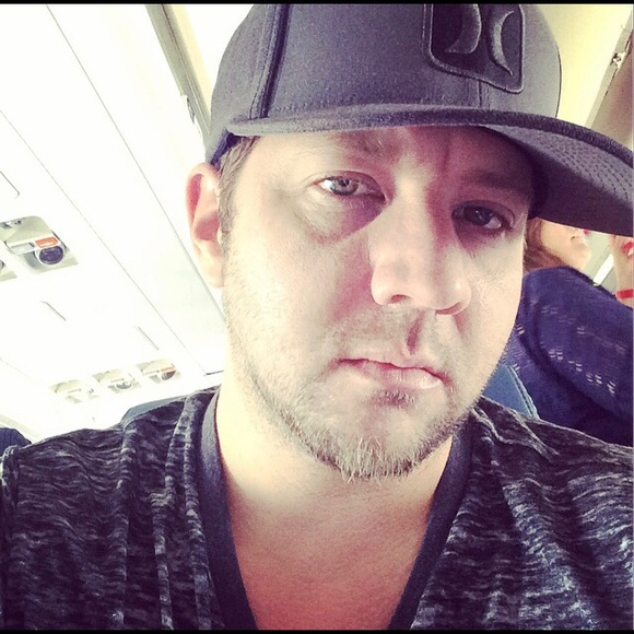 Profile Picture of Kresten Lagerman (@kfunkuf) on Poshmark