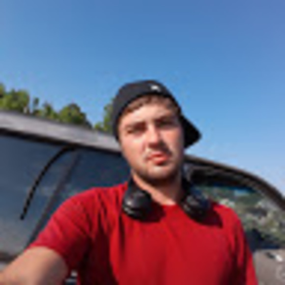 Profile Picture of James Daugherty (@mas1992420) on Poshmark