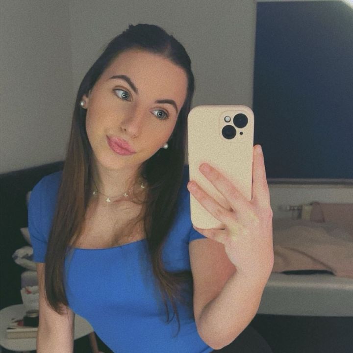 Profile Picture of Melissa (@melissa_bec) on Tiktok