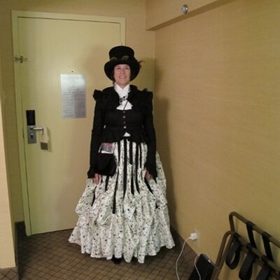 Profile Picture of Lucile Keith (@mantis4) on Twitter