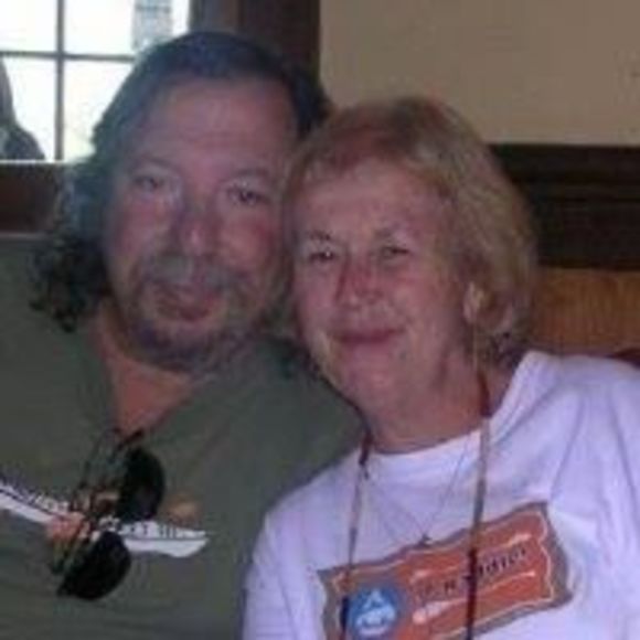 Profile Picture of Mark Grumet (@labman9172) on Poshmark