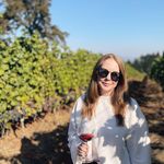 Profile Picture of Ericka Troelstrup (@momd0tcom) on Instagram