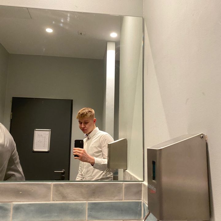 Profile Picture of Colin (@colinkru) on Tiktok