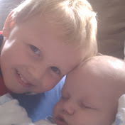 Profile Picture of Doug Hoots (@mansondoug) on Youtube