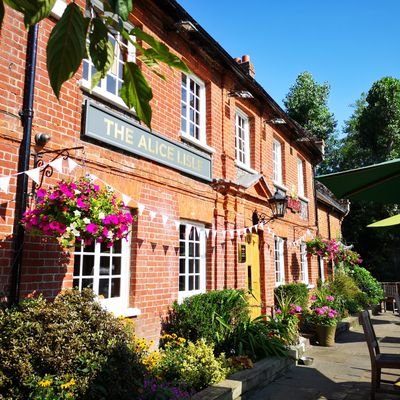 Profile Picture of The Alice Lisle (@TheAliceLisle) on Twitter