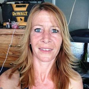 Sara Michaelis - Twitter Profile Picture of Sara Michaelis (@saradawn1m) on Twitter