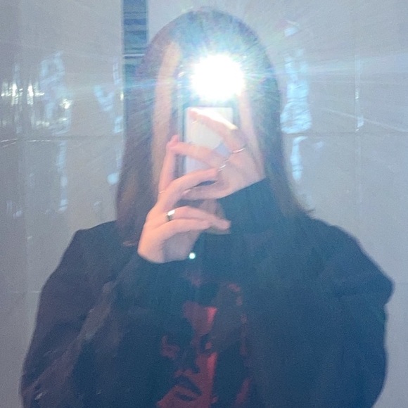 Profile Picture of Lillian Ludwig (@boofisher26) on Poshmark