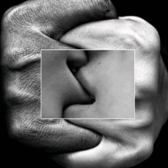 Profile Picture of Mallory Zilligen (@malmal744) on Poshmark