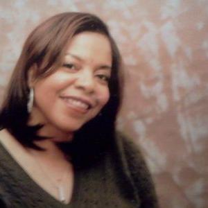 Profile Picture of Connie Armstead (@Sweetplum56) on Twitter