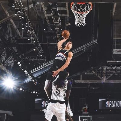 Profile Picture of Miles Kunnemann (@milesk2005) on Twitter