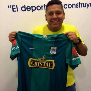 Profile Picture of Alexander Esquivel (@alex082530) on Twitter