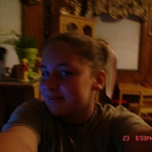Profile Picture of Beth Viator (@thishotgurl041) on Myspace