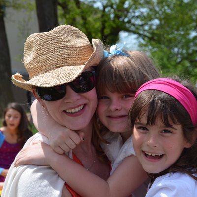 Profile Picture of Julia Hynes Shoff (@JuliaShoff) on Twitter